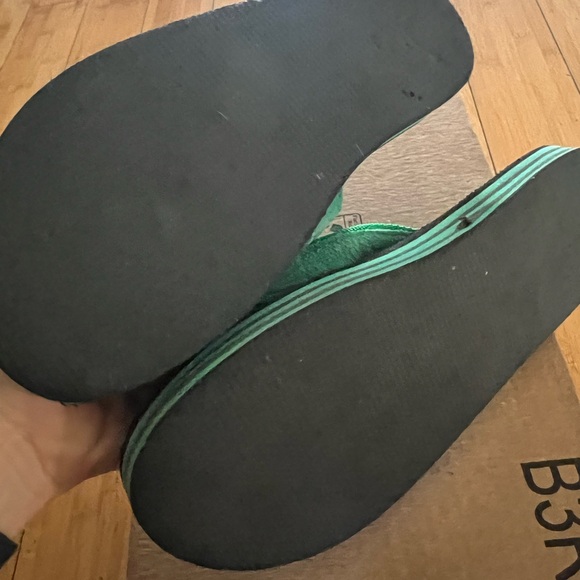 Vintage Flip Flops - Picture 7 of 8